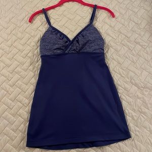 Lululemon top 6